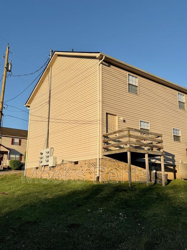 120 Mount Vernon Ln - Photo 2 of 2