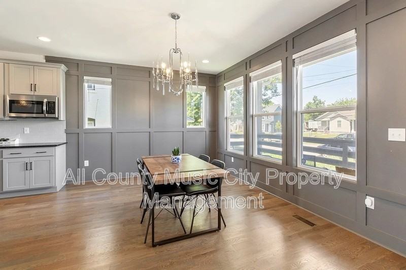 1507B 14th Ave N - Photo 6 of 21