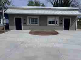 featured image of 441 E Depot St