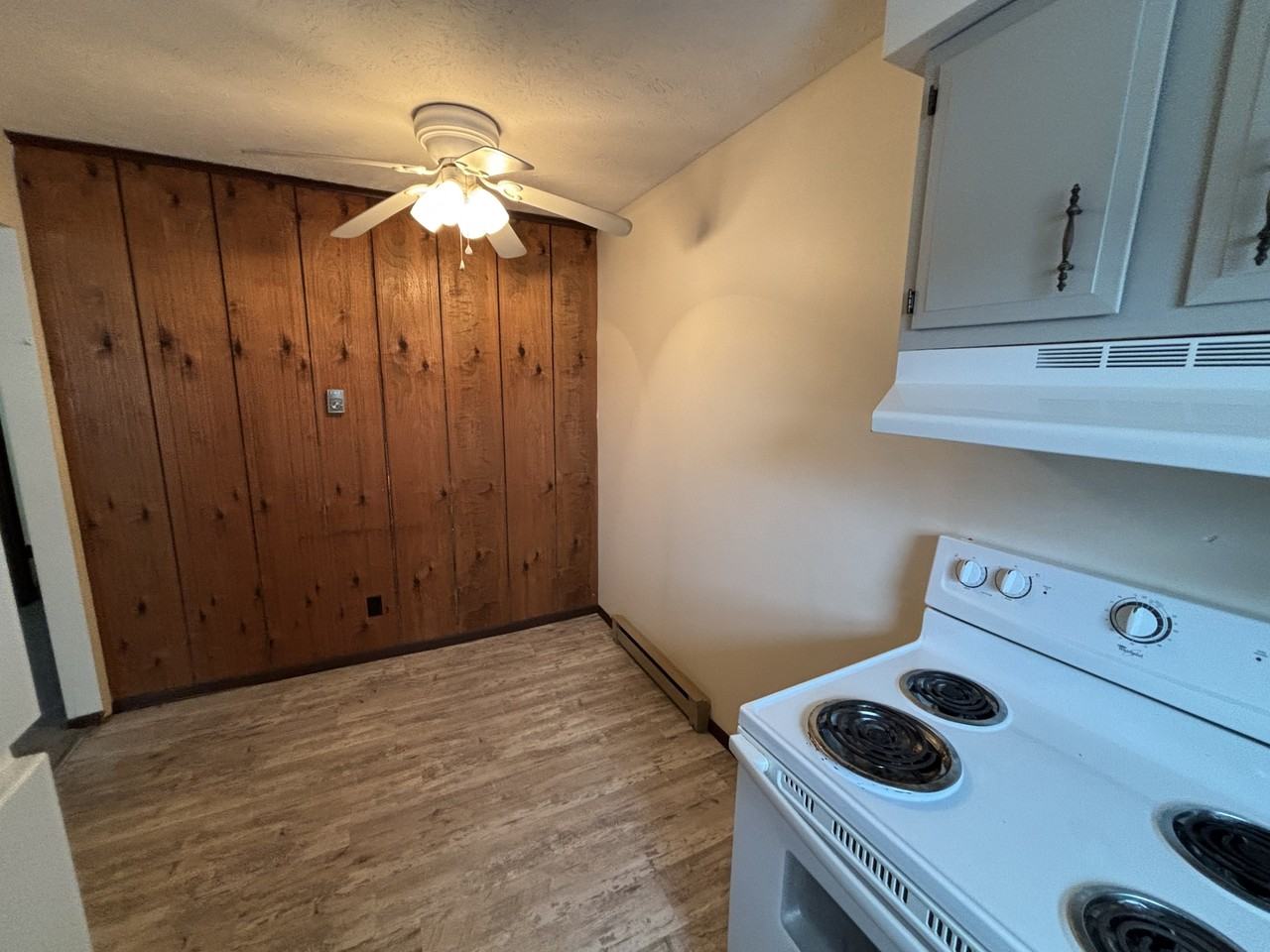 3841-3859 Timberview St. - Photo 3 of 7