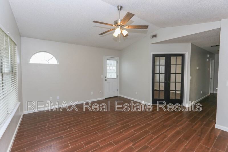 3235 W Wildflower St - Photo 7 of 31