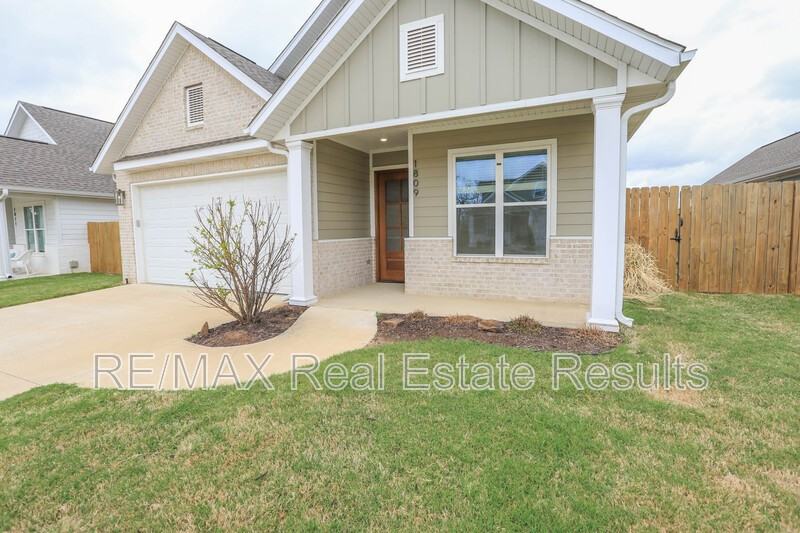 1809 W Saddlebrook Ln - Photo 4 of 31