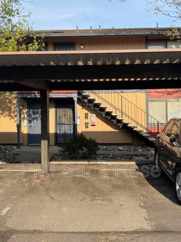 3192 Bristle Branch Dr - Photo 2 of 18