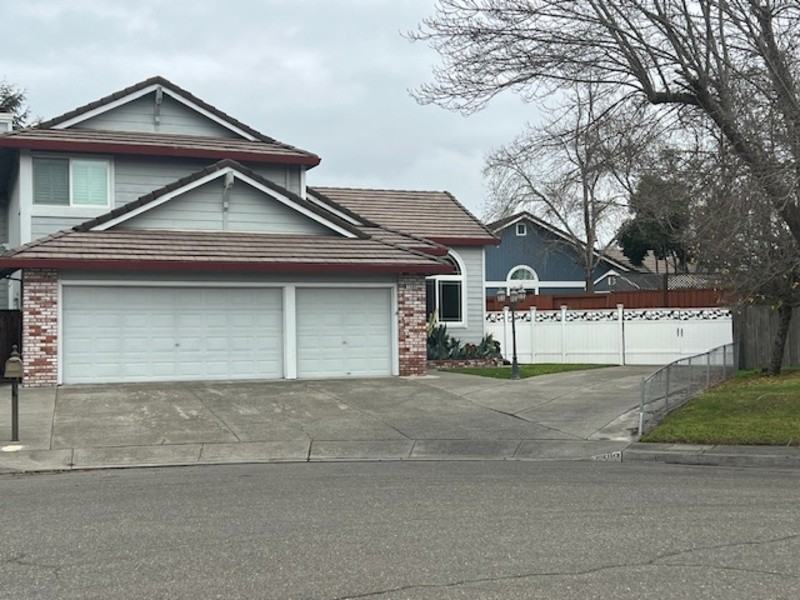 7309 Roxanne Ln - Photo 2 of 29