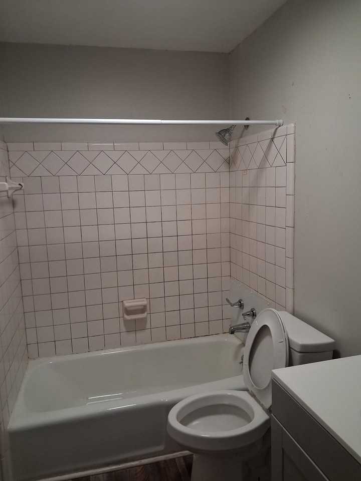 Downtown Apartments - Photo 4 of 6