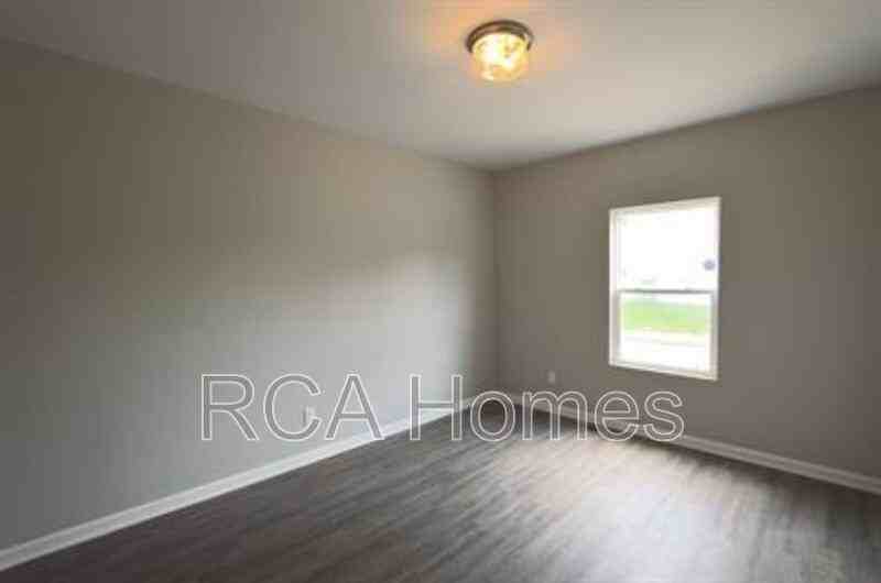 3501 N Illinois St - Photo 4 of 11