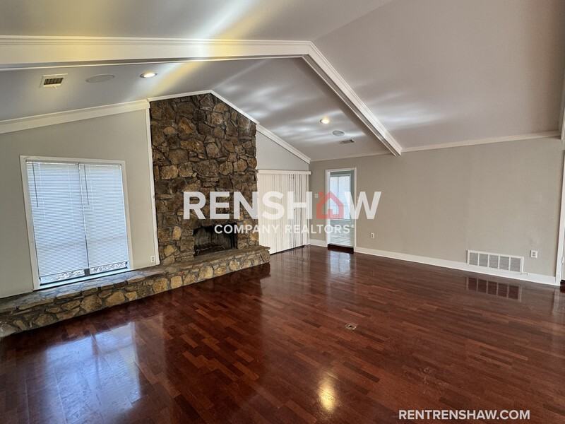 2302 Hawksmoor Pl - Photo 4 of 27