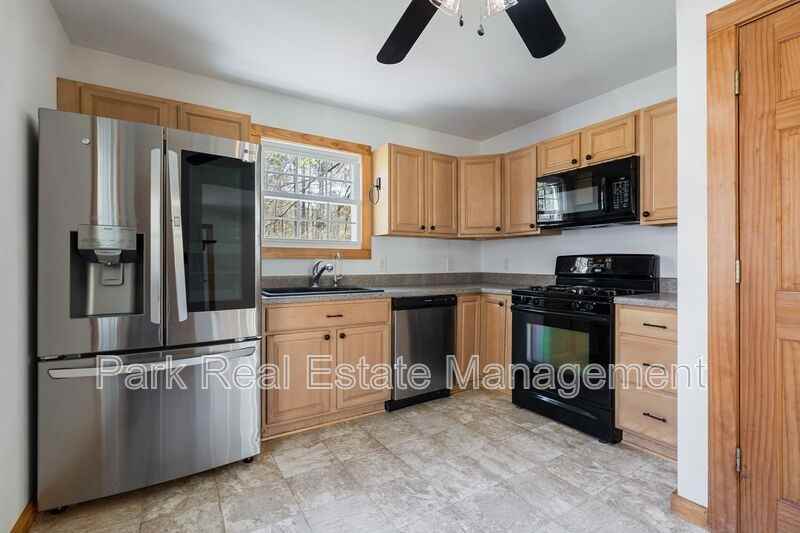 35 Hedgecock Farm - Photo 5 of 27