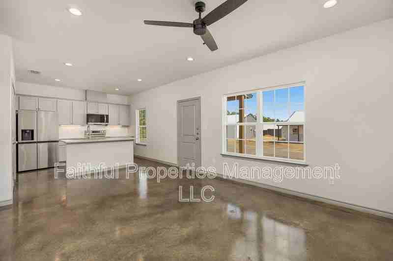 13554 Farm To Market Road - Photo 4 of 9