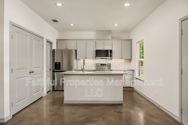 13554 Farm To Market Road - Photo 5 of 9