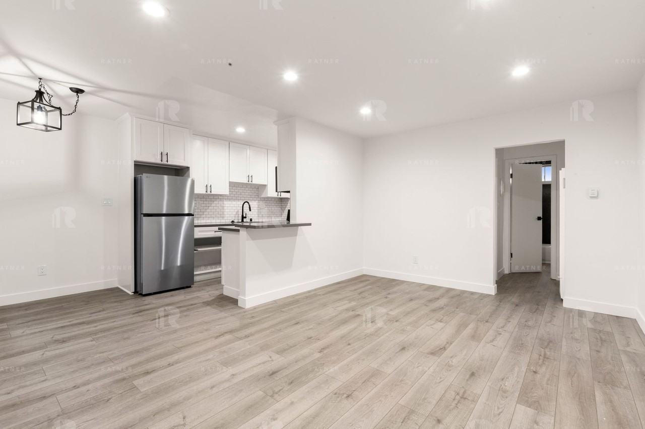 (Arely:B) 7259 Willoughby Avenue - Photo 3 of 21