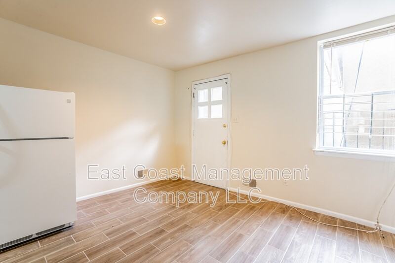 1502 E Baltimore St #1 - Photo 5 of 19