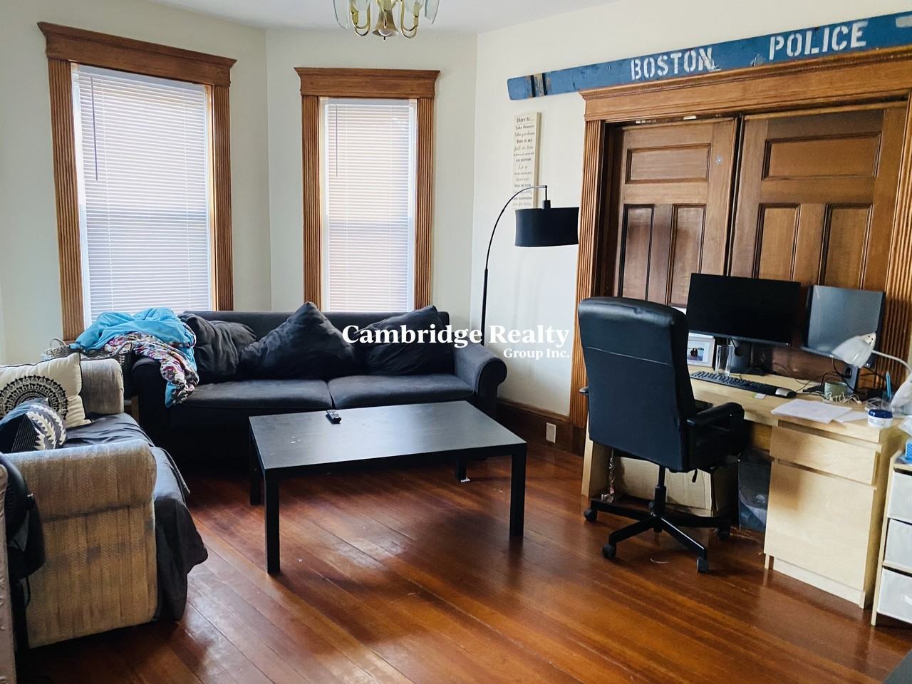 109 Calumet St #1T - Photo 3 of 9