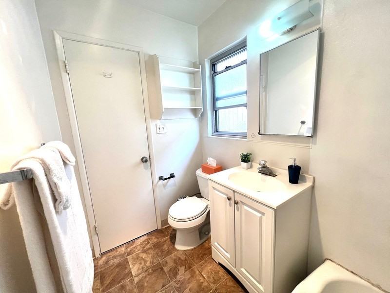 1133 Reed Ave - Photo 5 of 16