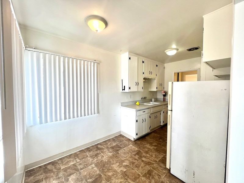 1133 Reed Ave - Photo 6 of 16