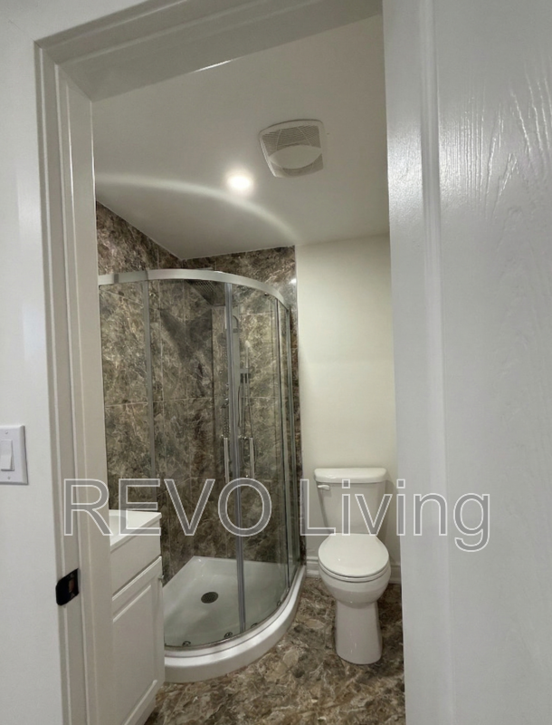 7800 Lundy'S Lane #101 - Photo 5 of 7