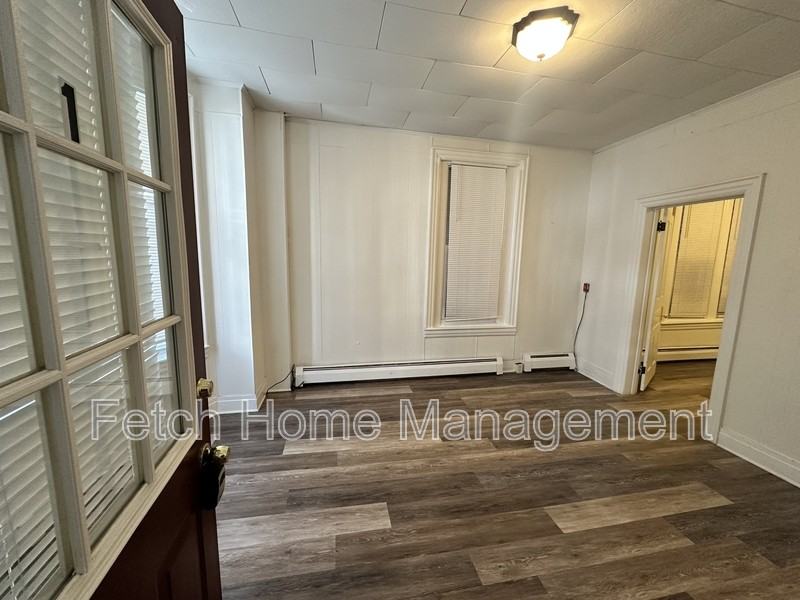 816 Church St #1stFL - Photo 6 of 10