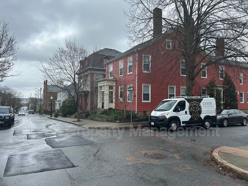 44 7th St #2 - Photo 3 of 25