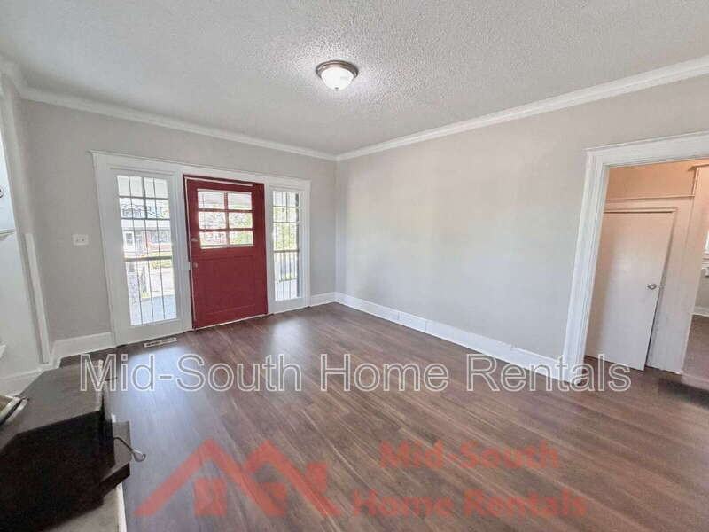 1561 Foster Ave - Photo 7 of 28