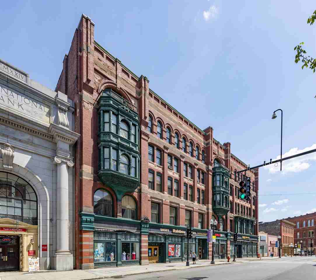 105 Paige St #105-410 - Photo 6 of 8