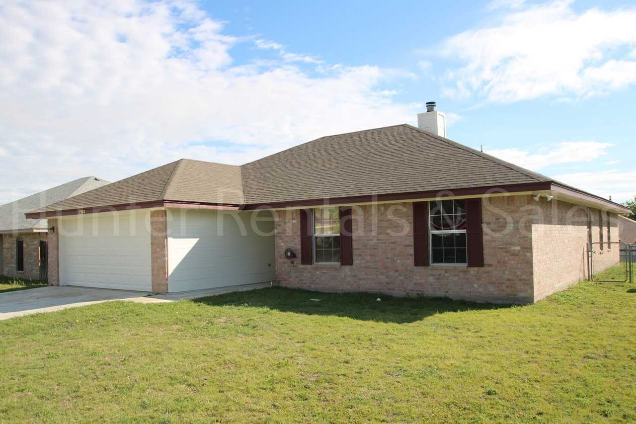 5302 Gunnison Dr - Photo 2 of 30