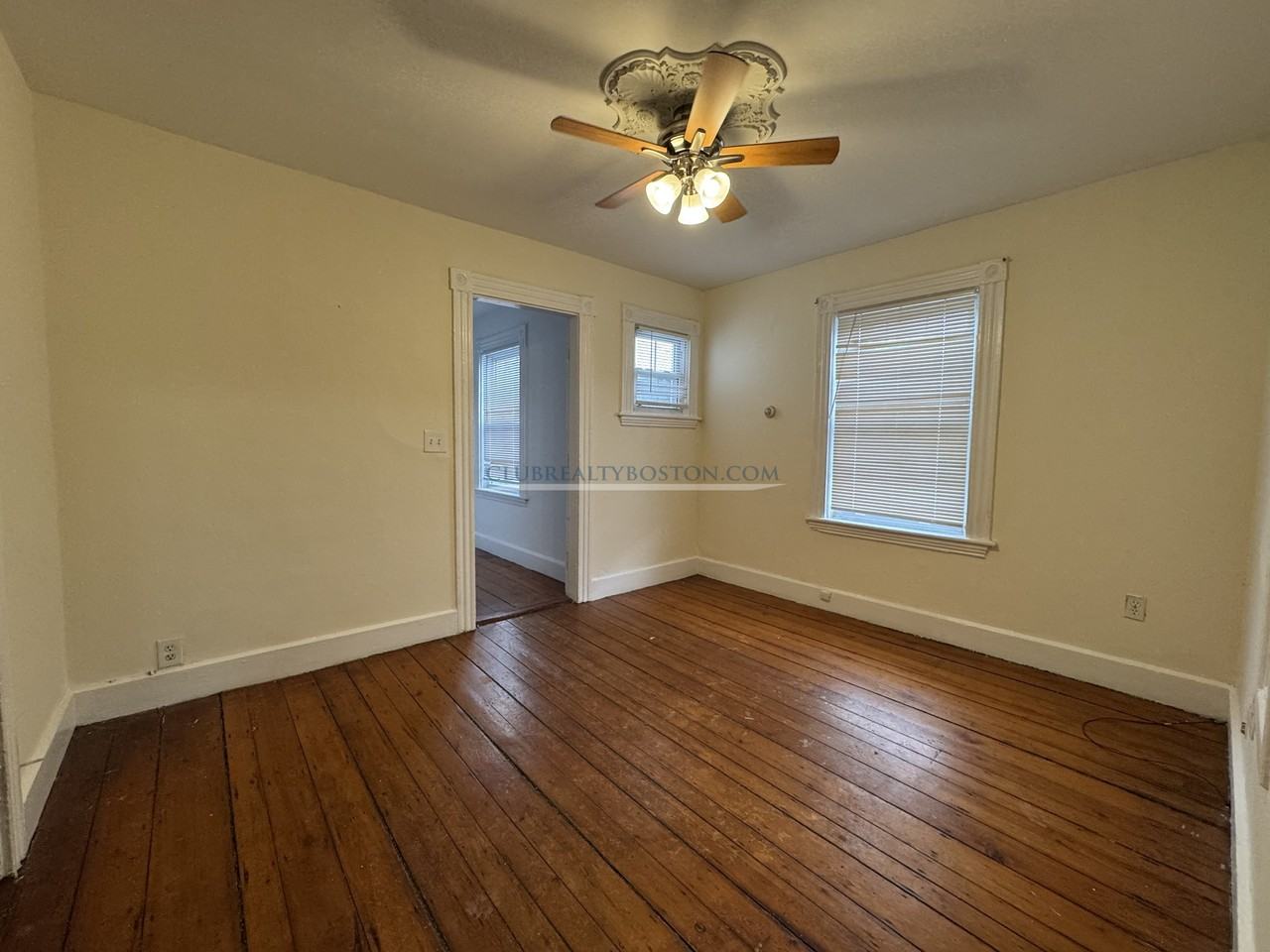 260 Lincoln St #1 - Photo 6 of 10