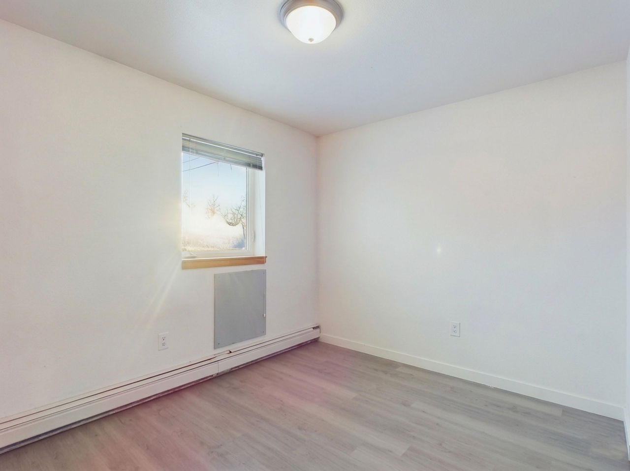 604 2nd St - Photo 6 of 9