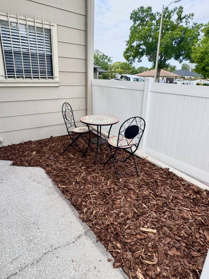 8016 N Saint Peter Ave - Photo 2 of 20