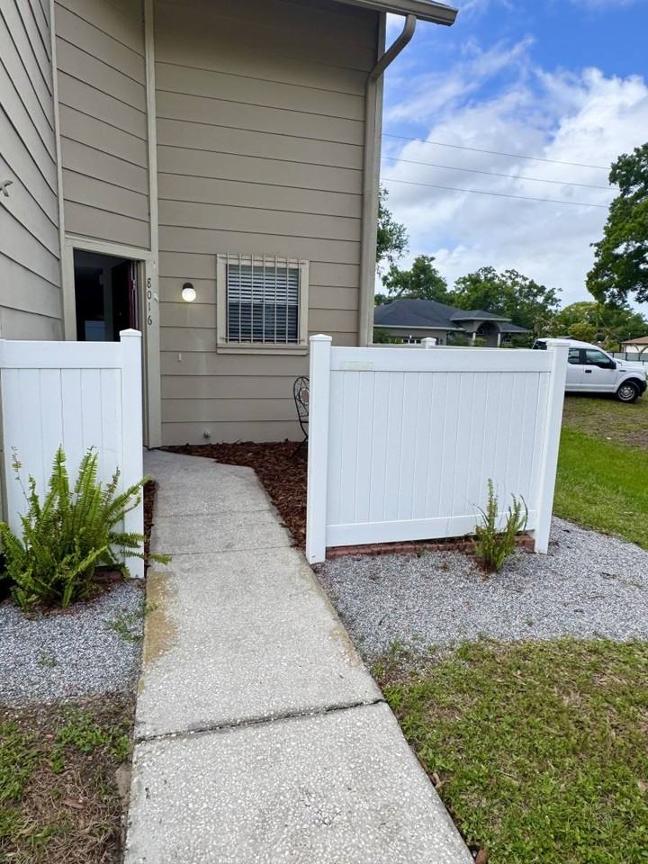 8016 N Saint Peter Ave - Photo 7 of 20