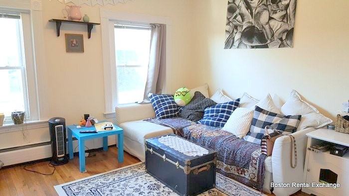 545 Somerville Ave #6 - Photo 2 of 13