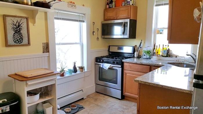 545 Somerville Ave #6 - Photo 4 of 13