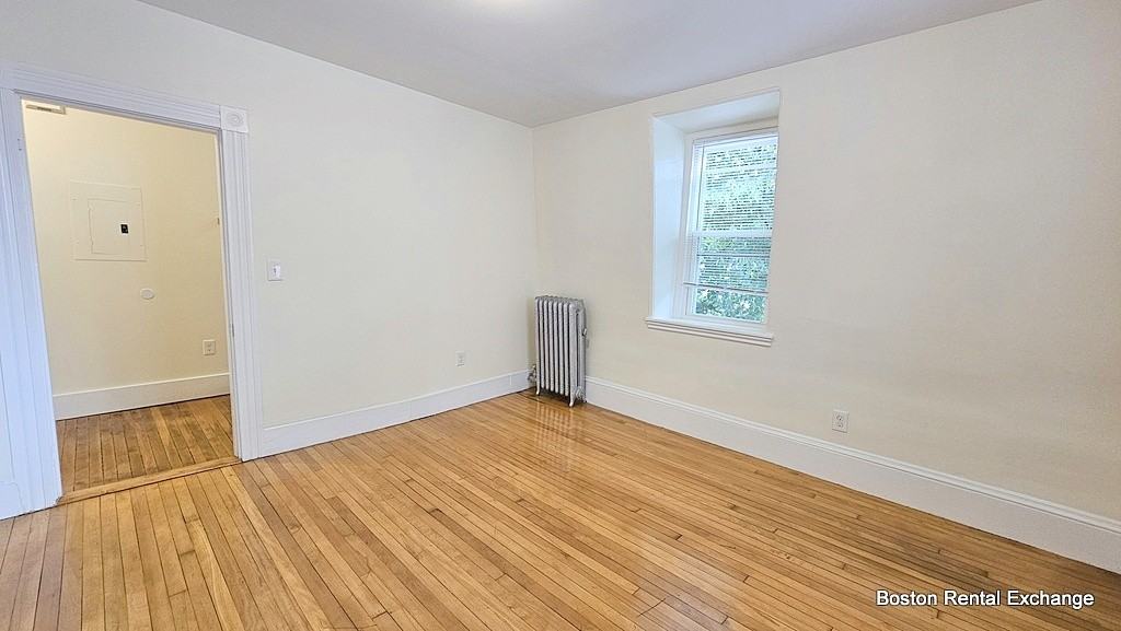 9 Moore St #2 - Photo 2 of 15