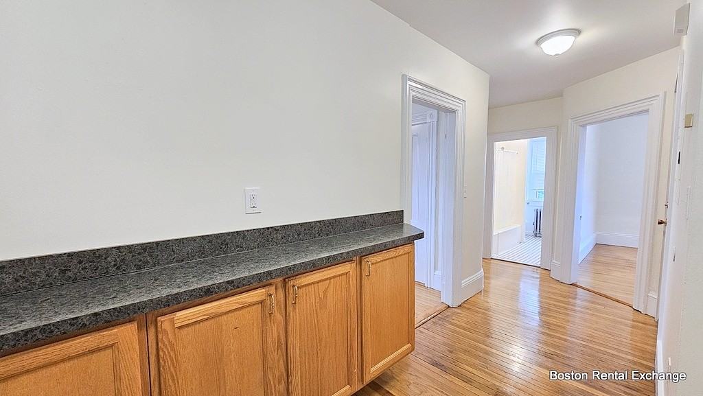 9 Moore St #2 - Photo 6 of 15