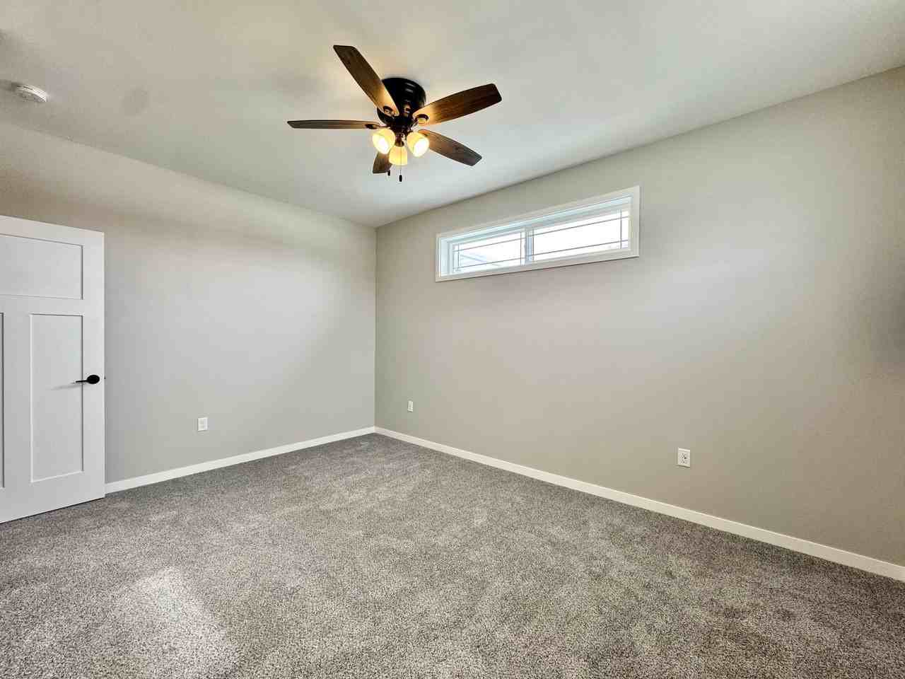 Latitude 45 - Photo 5 of 50