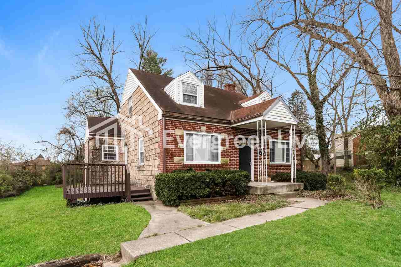 3005 Sheldon Ave - Photo 2 of 15