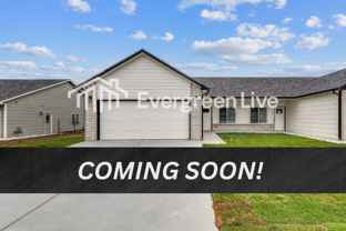 5245 N Cypress St - Photo 1 of 1