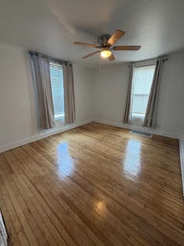 721 Hillside St. - Photo 5 of 22