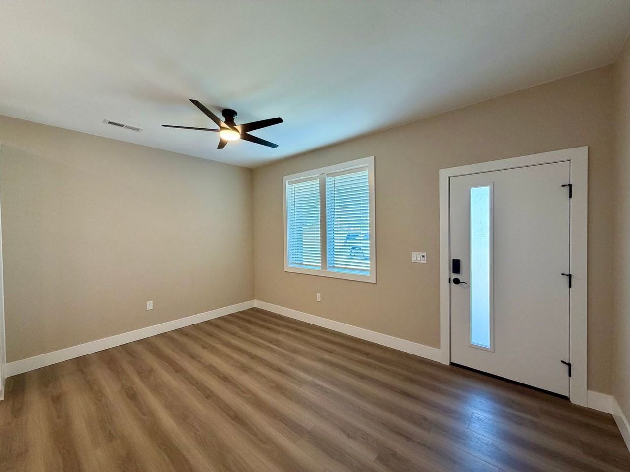 5316 W Wernett Rd - Photo 4 of 20