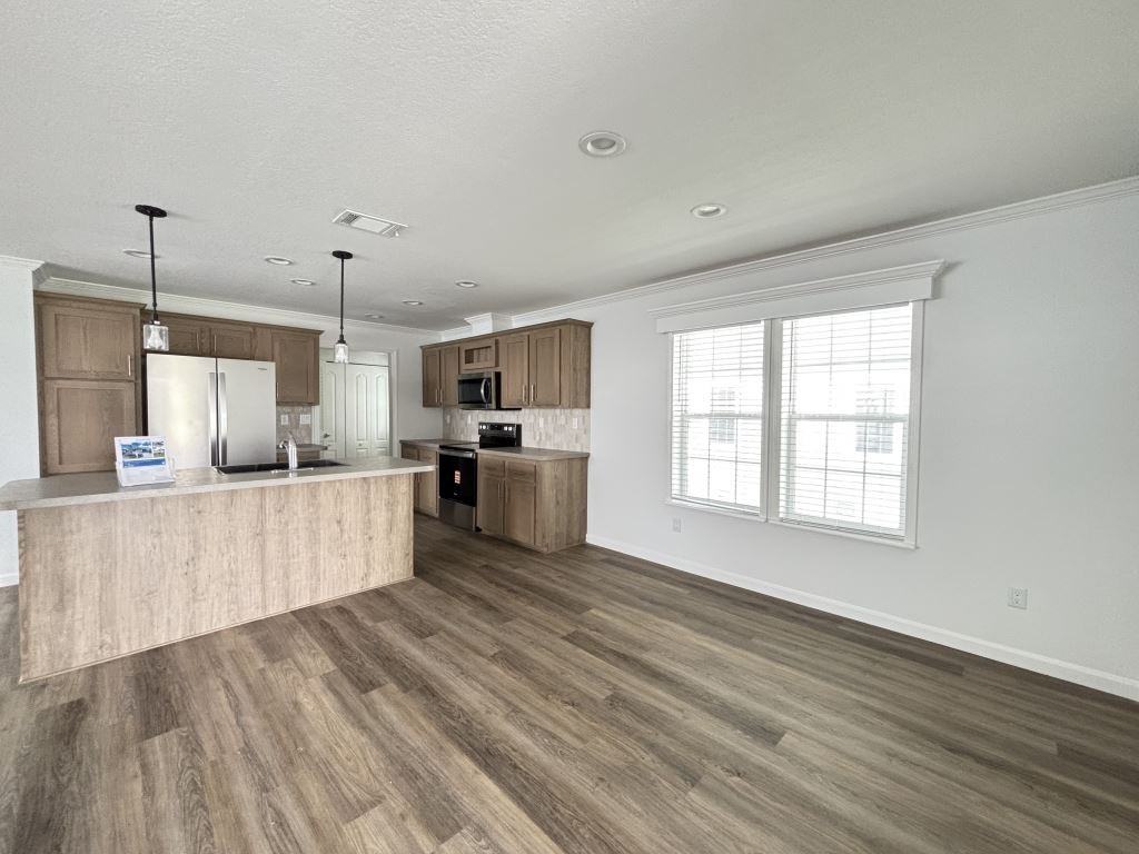 7443 43rd Way N #579 - Photo 4 of 31