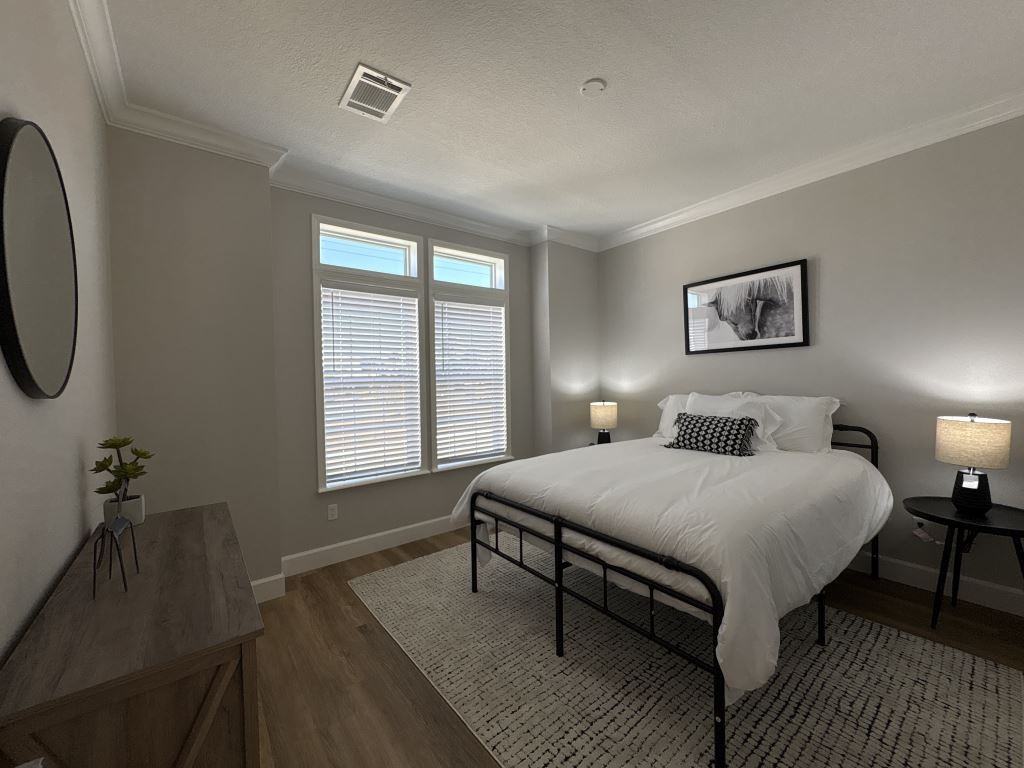 736 Pirates Rest Rd - Photo 4 of 32