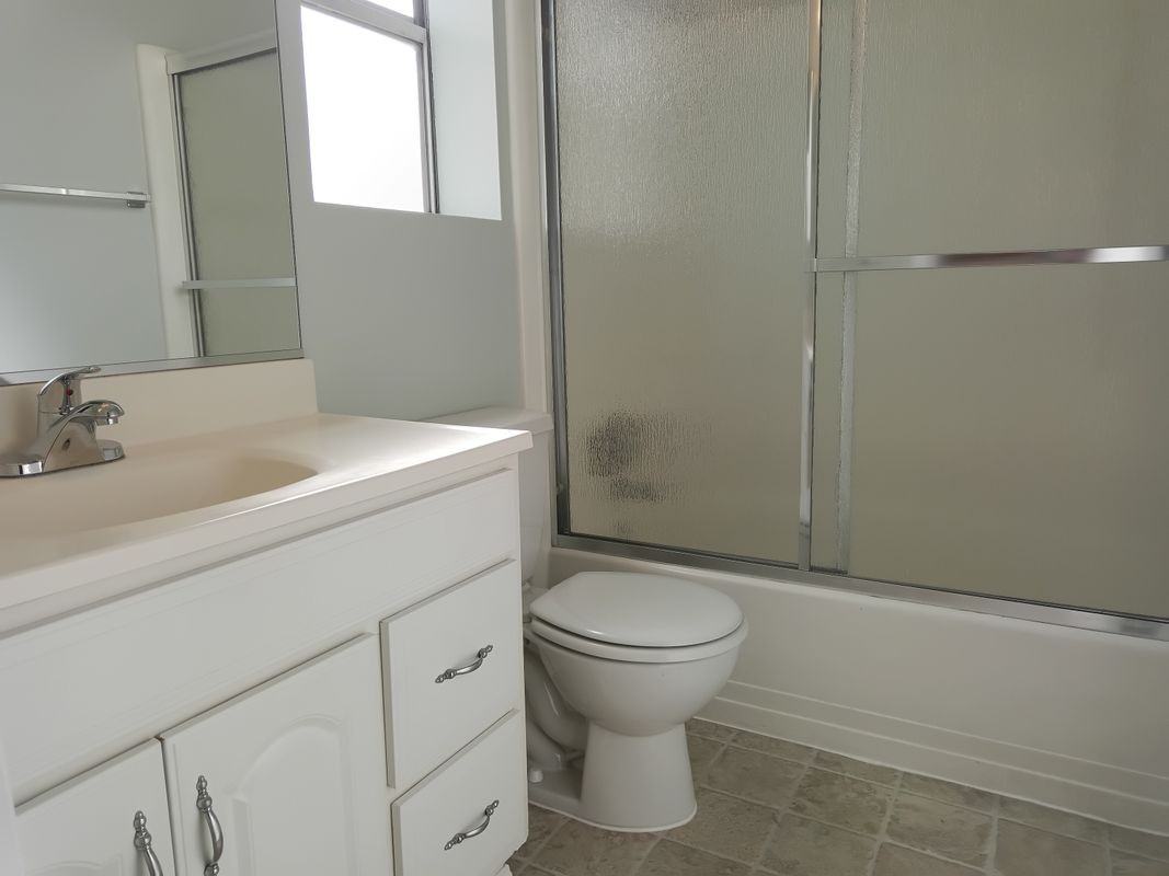 3654 42nd St - Photo 5 of 17