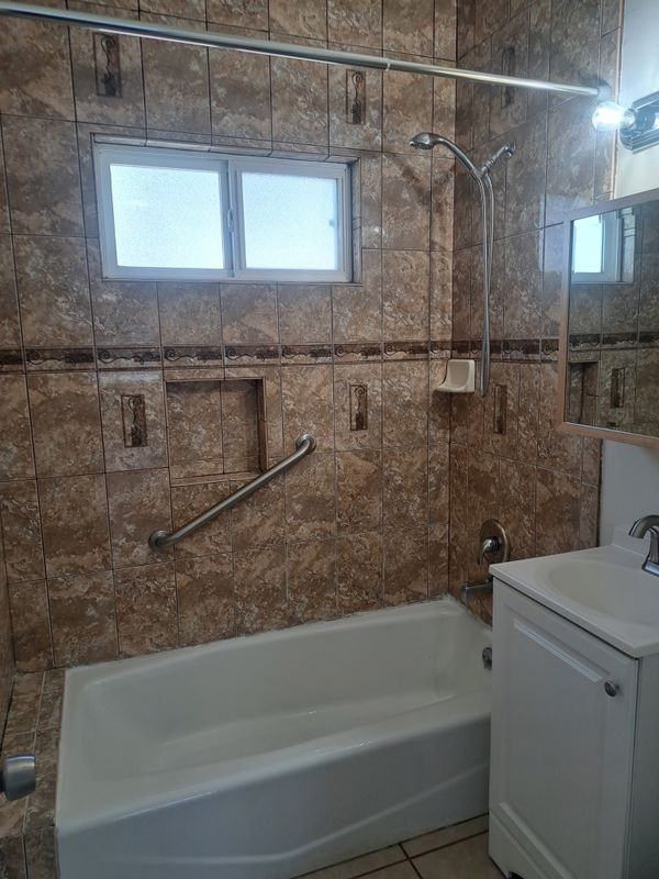 666 W 3rd St - Photo 5 of 20