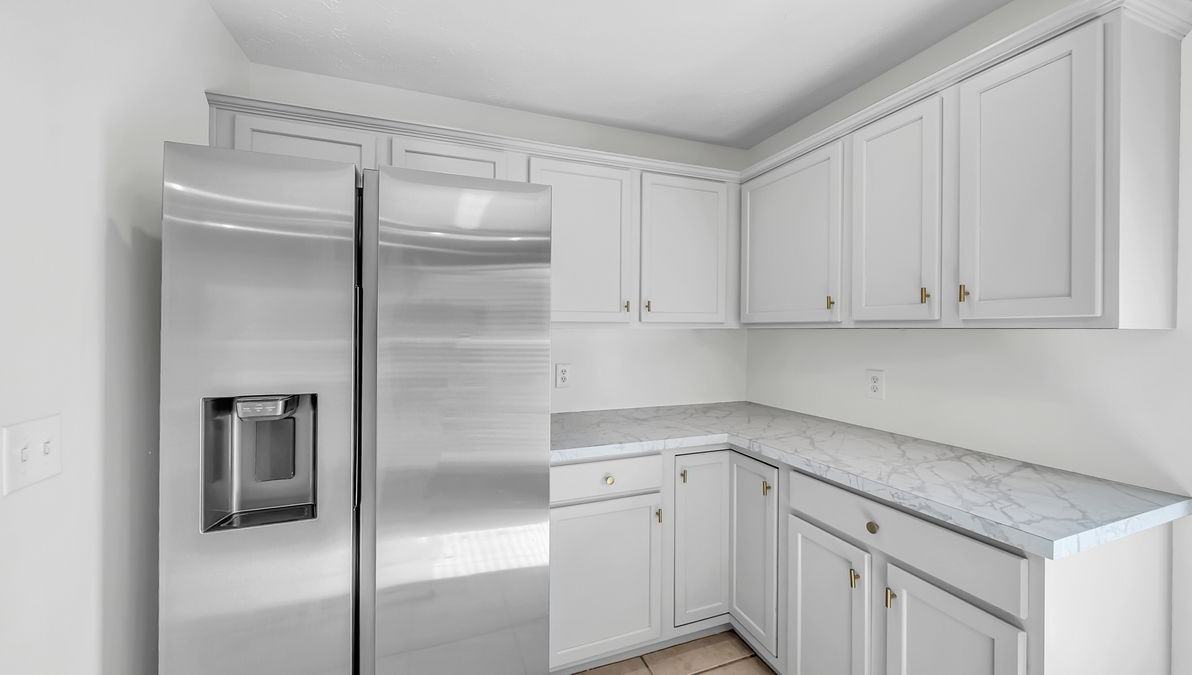 2108 Sterling Cove Blvd - Photo 3 of 26