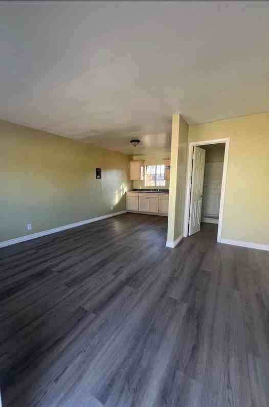 539 S 5th Ave ##C - Photo 3 of 7