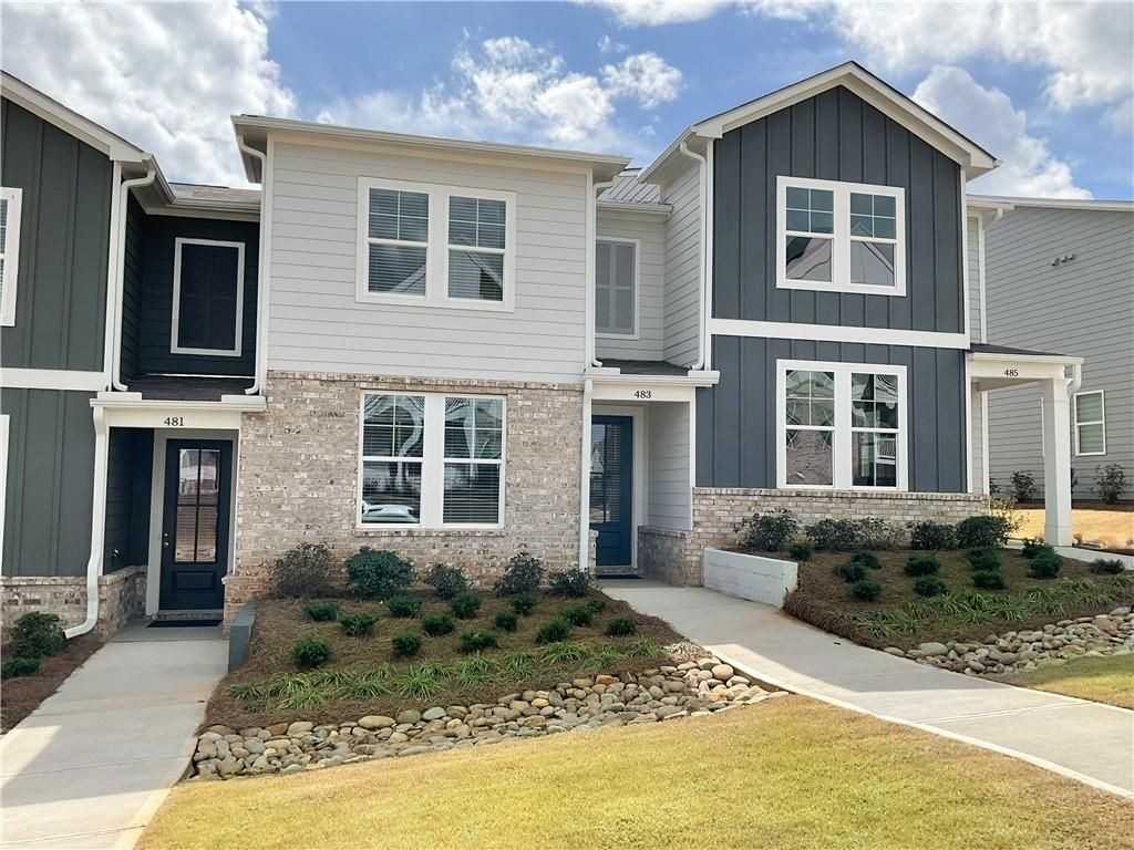 483 Crown Dr - Photo 2 of 22