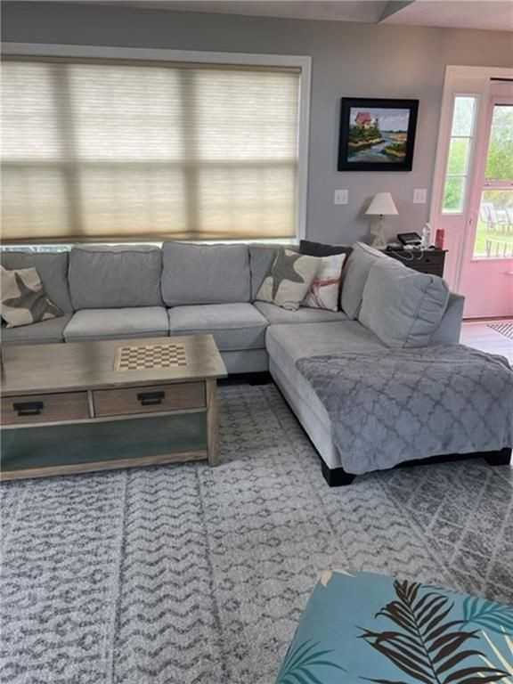 115 Holden Rd - Photo 6 of 13