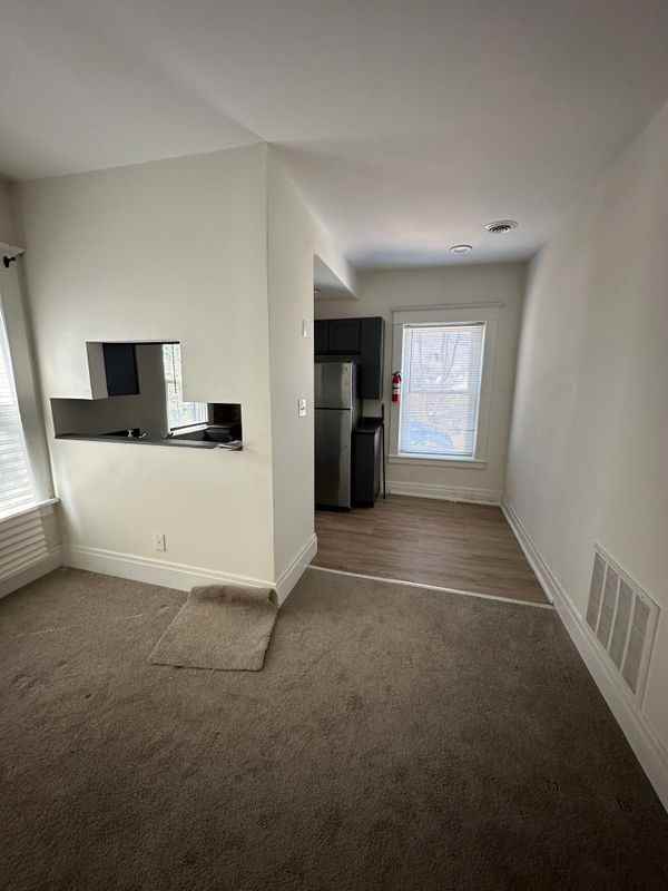 2330 Fillmore Ave ##4 - Photo 3 of 8