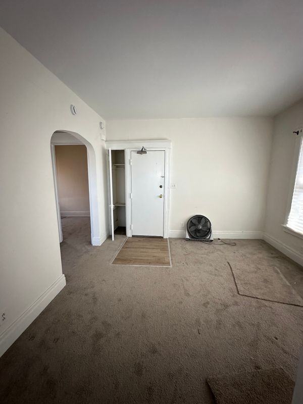 2330 Fillmore Ave ##4 - Photo 4 of 8