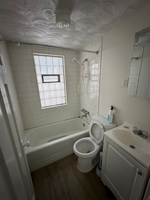 2330 Fillmore Ave ##4 - Photo 7 of 8