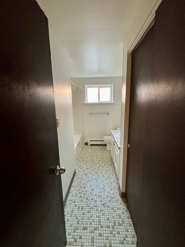 21 Losson Garden Dr ##05 - Photo 6 of 15